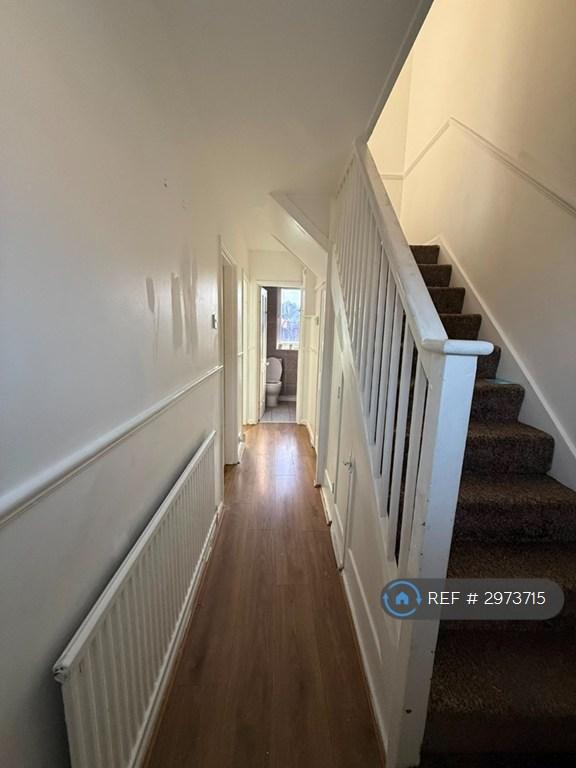 3 bedroom house in St Keverne Road, London, SE9 (3 bed) (#2973715)