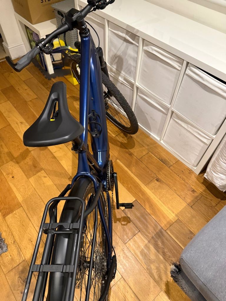 Giant Explore E+2 GTS Electric Bike – Medium – Well Maintained