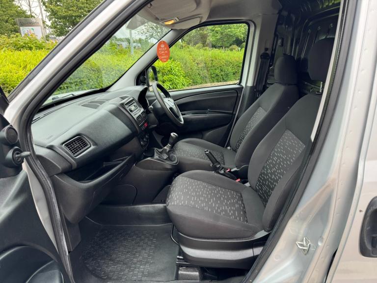 2015 Vauxhall Combo 2000 1.3 CDTI 16V ecoFLEX H1 Van PANEL VAN Diesel Manual