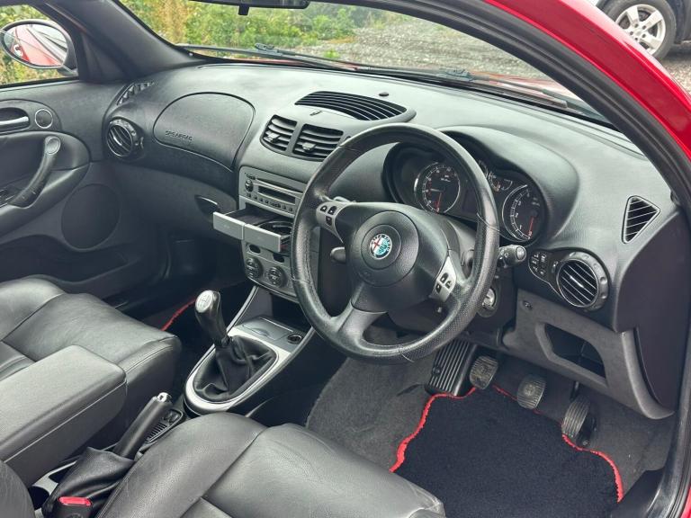 2006 Alfa Romeo 147 1.6 TS Lusso 3dr HATCHBACK Petrol Manual