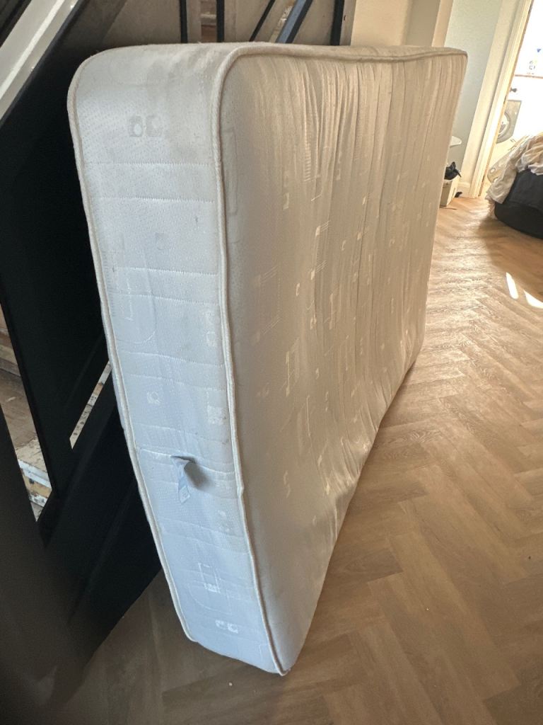 Free double mattress 