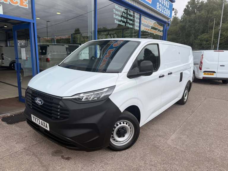 2024 Ford Transit Custom 2.0 320 EcoBlue Leader Panel Van 5dr Diesel Manual L2 H1 Euro 6 136 ps P...