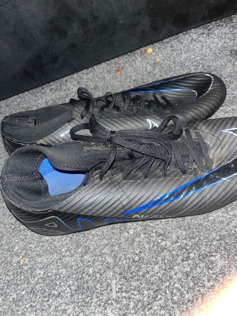Nike Mecurials Football Boots