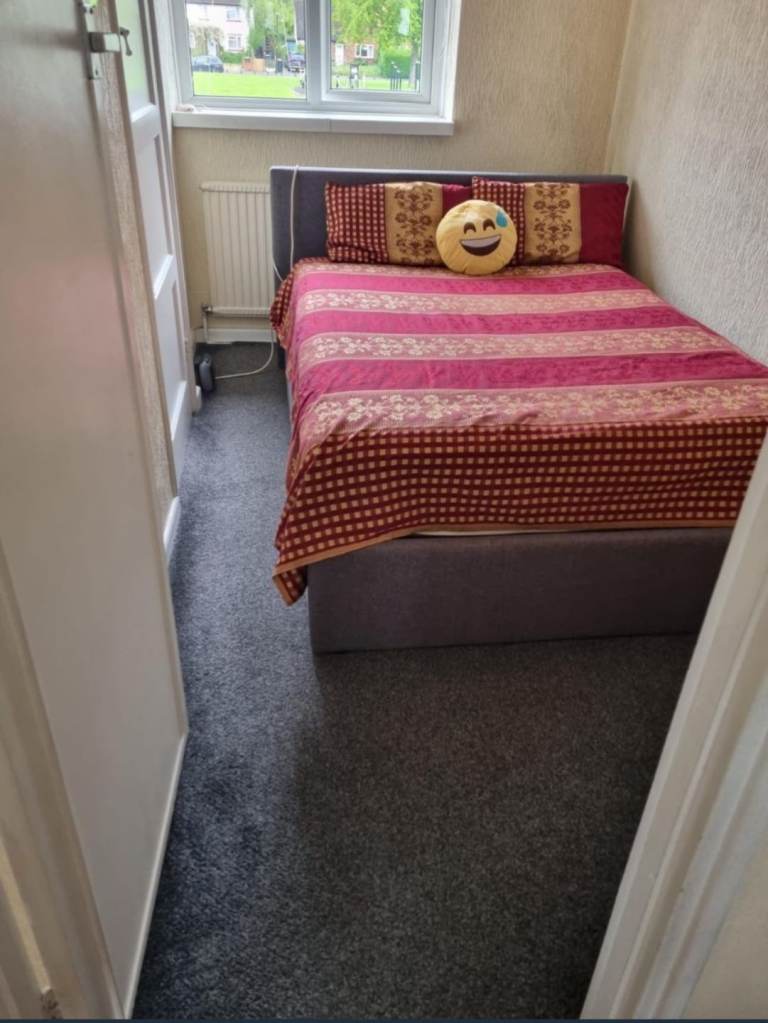 Double room on rent