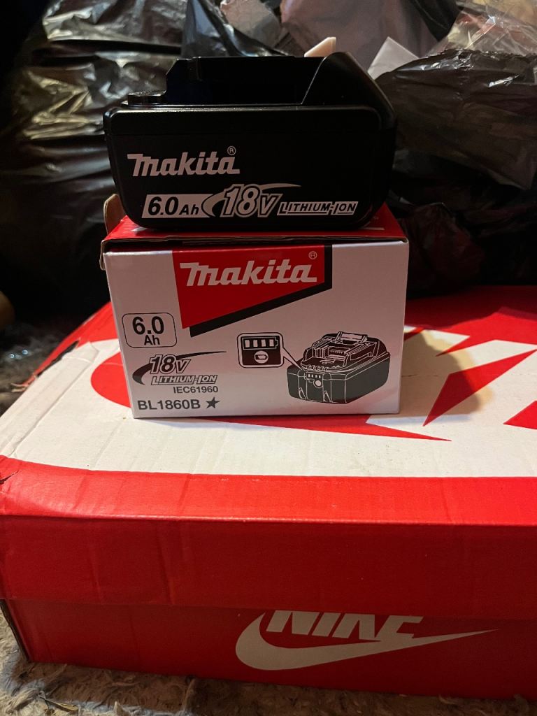 Makita battery 6ah 18v battery new with box 