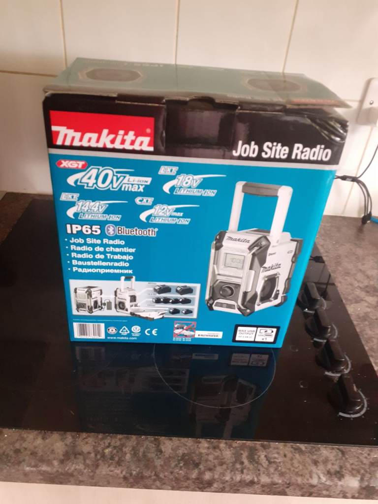  makita radio