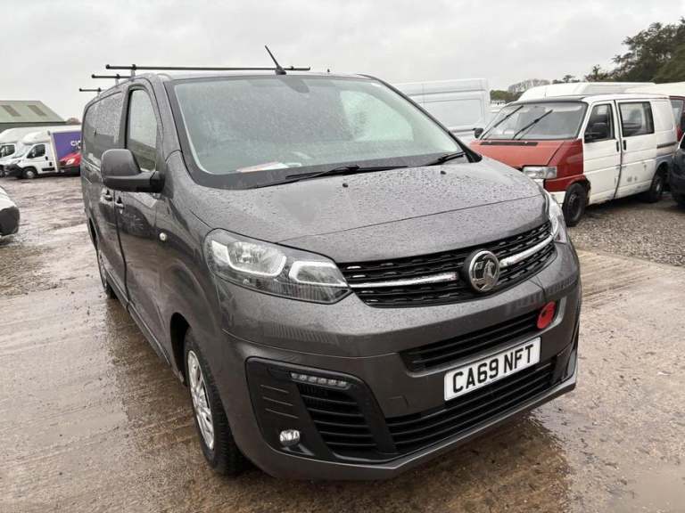 2020 Vauxhall Vivaro 2900 1.5d 100PS Sportive H1 Van PANEL VAN DIESEL Manual