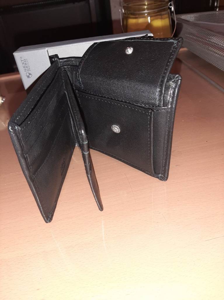 Quality designer Leather wallets 