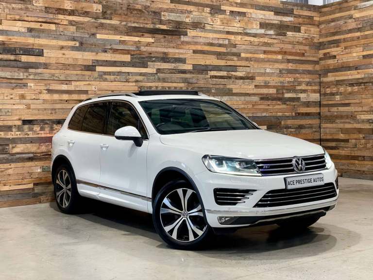 2016 Volkswagen Touareg 3.0 Touareg V6 R-Line TDI BlueMotion Technology Auto 4WD 5dr SUV Diesel A...