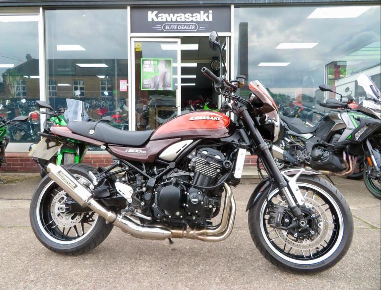KAWASAKI Z900RS YOSHMURA CAN & LOWERED