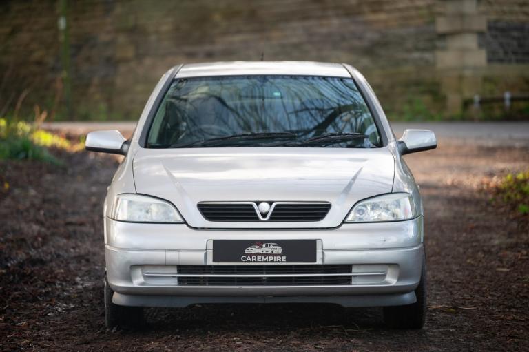 VAUXHALL ASTRA 1.6 i Club 2004