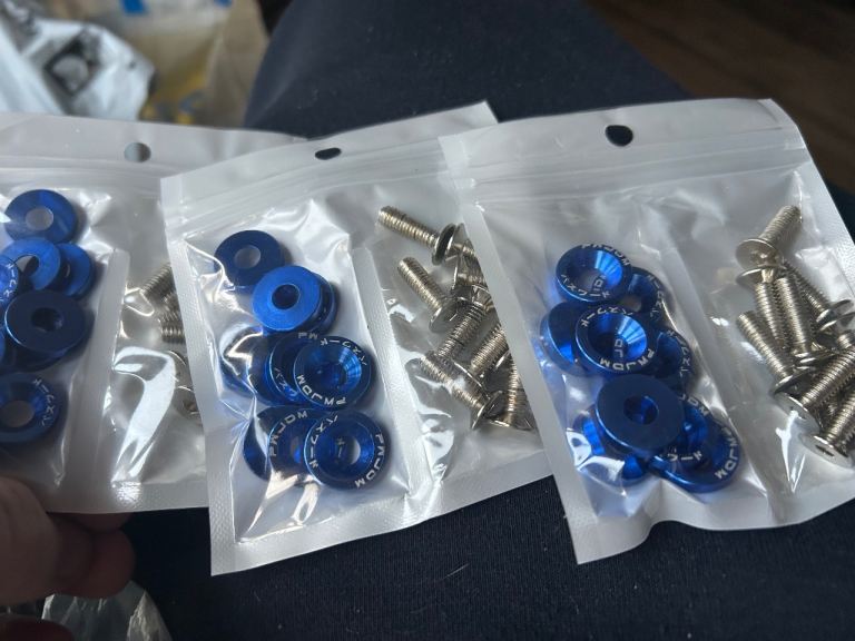 Washers and bolts 