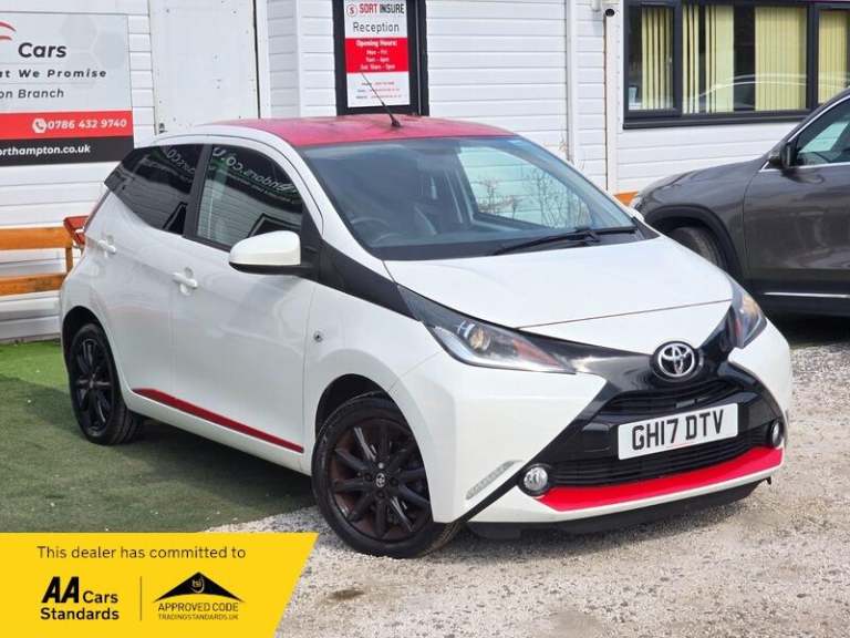 2017 Toyota AYGO 1.0 VVT-i X-Press 5dr x-shift HATCHBACK PETROL Automatic