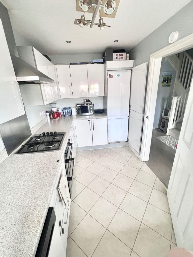 3 bedroom house for rent 