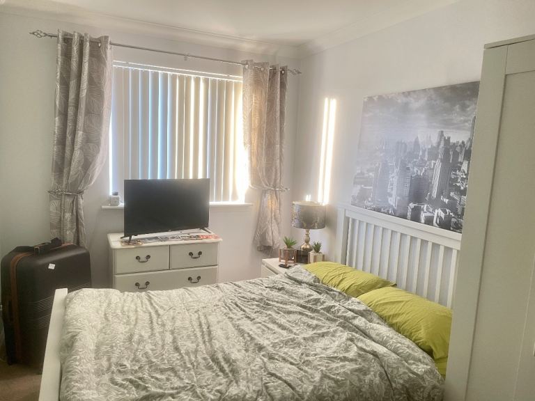 Private room for rent