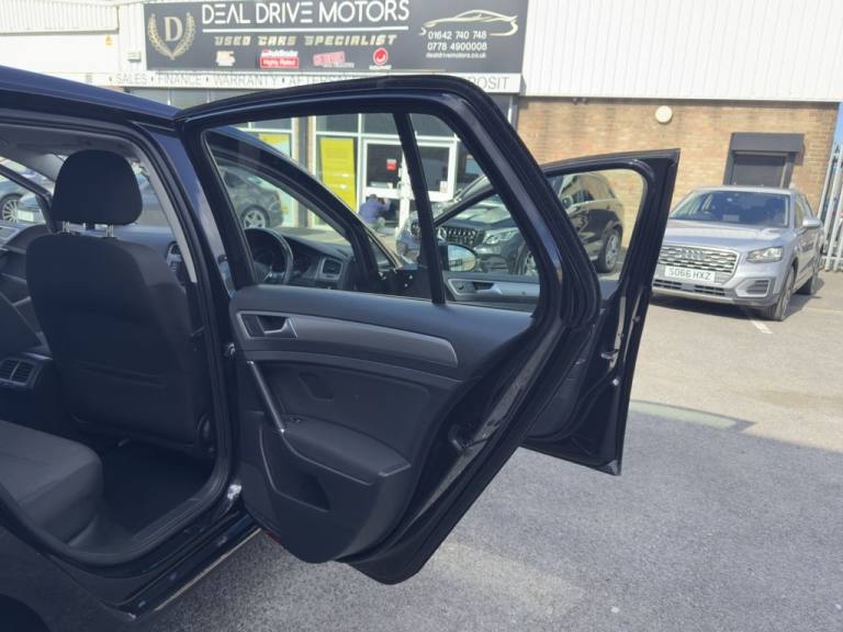 2016 Volkswagen Golf 1.4 TSI BlueMotion Tech Match Edition Hatchback 5dr Petrol DSG Euro 6 (s/s) ...