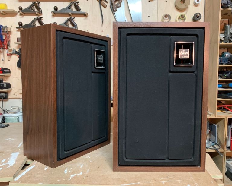 Vintage Allegro 3000 Speakers by Zenith. Retro Americana!