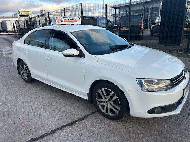 2013 Volkswagen Jetta 1.6 TDI BlueMotion Tech Sport Euro 5 (s/s) 4dr SALOON Diesel Manual