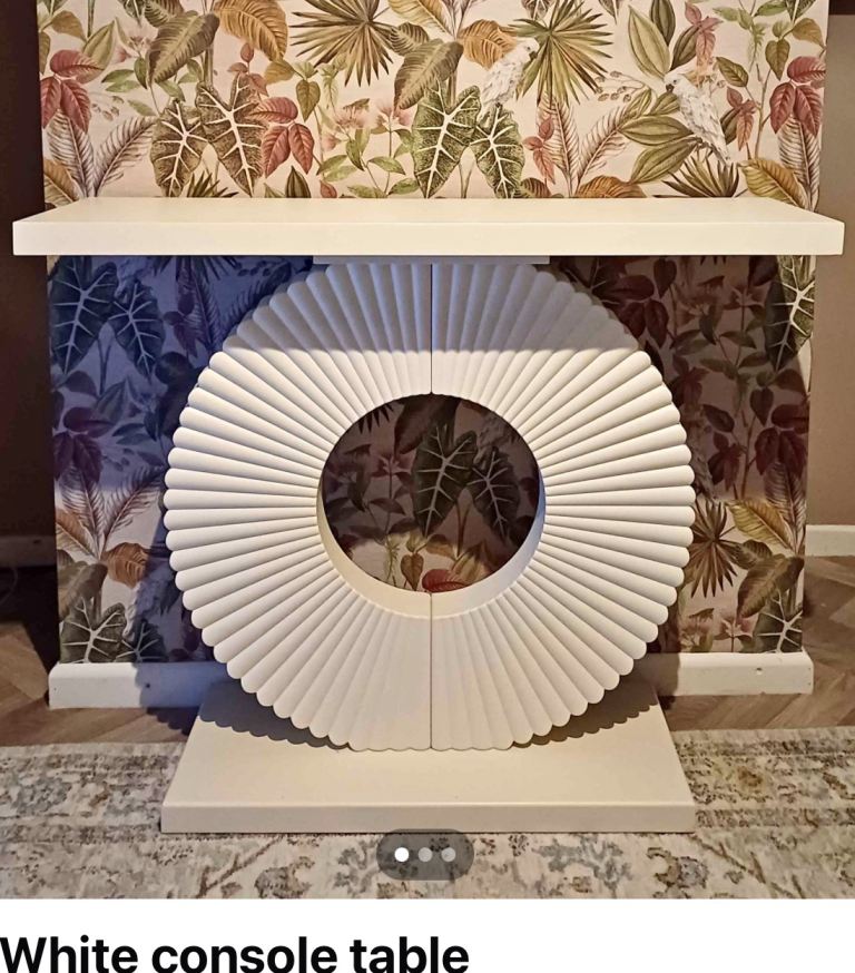 White console table  £70