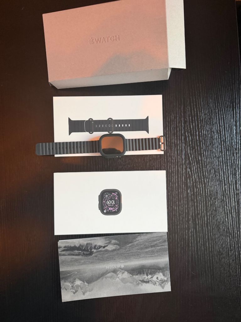 Apple Watch Ultra 3 49mm - Black Ocean Band