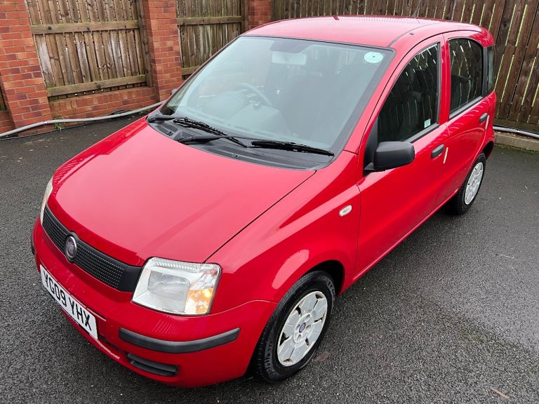 FIAT PANDA 1.1 ACTIVE 5DR 12 MOT £35 TAX LOW MILEAGE!