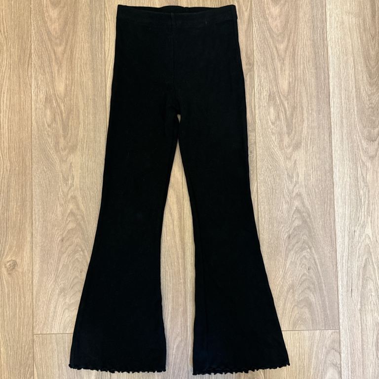 Girls Next Black ribbed flare pants with scalloped hem - UK 9 yrs