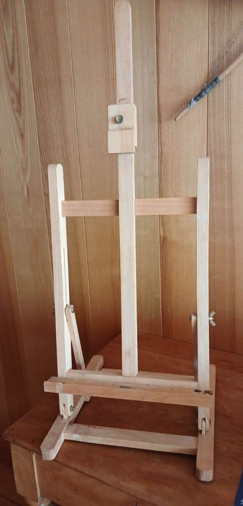 Wooden Easel tabletop size