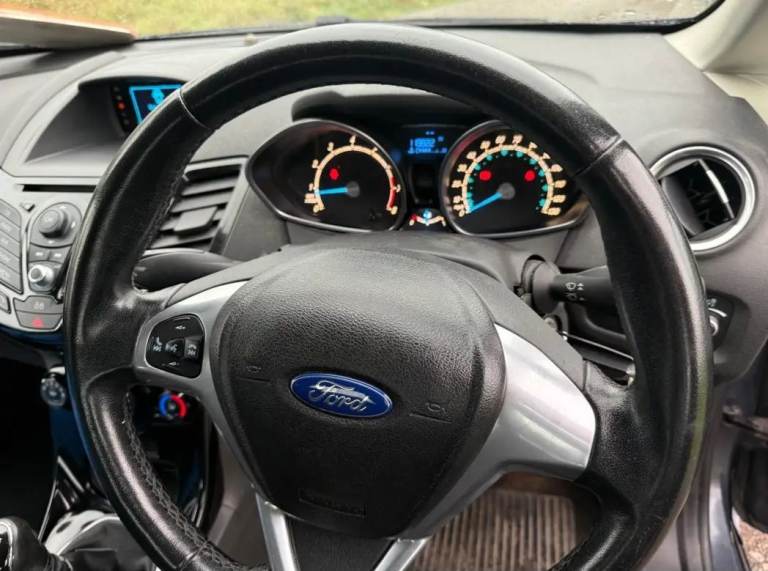 Ford, FIESTA, Hatchback, 2013, Manual, 1241 (cc), 5 doors