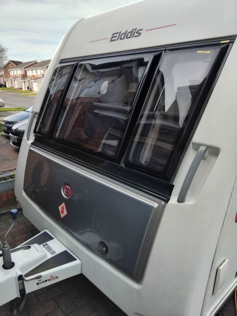 Elddis invinity 482 2013 2 bearth 