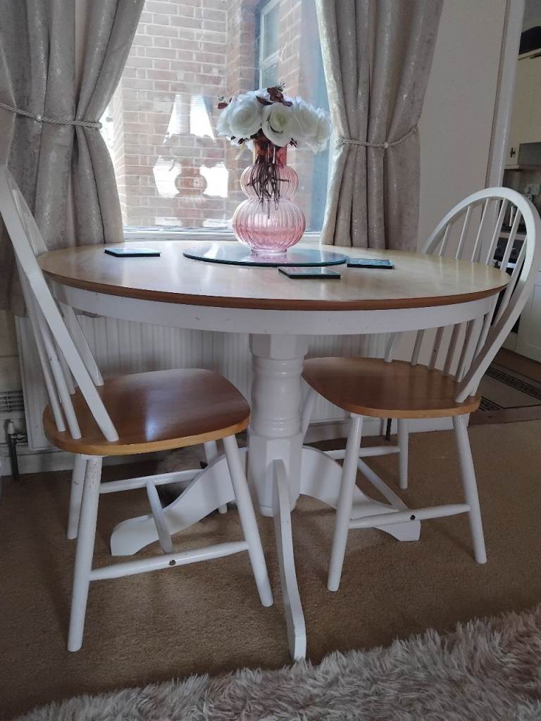 Wooden Round Dining Table and 2 Chairs – Good Condition