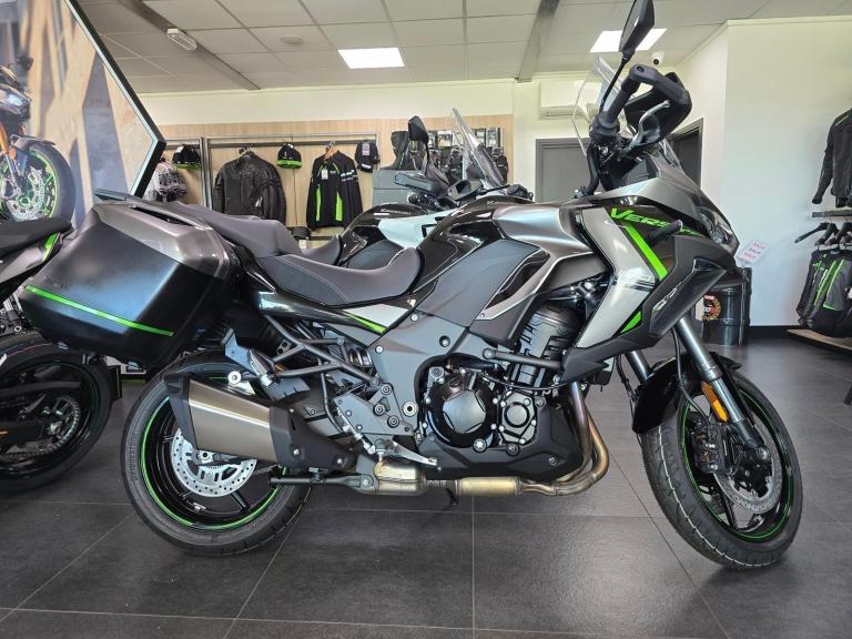KAWASAKI VERSYS 1100 SE TOURER-PRE REG-4 YEAR WARRANTY