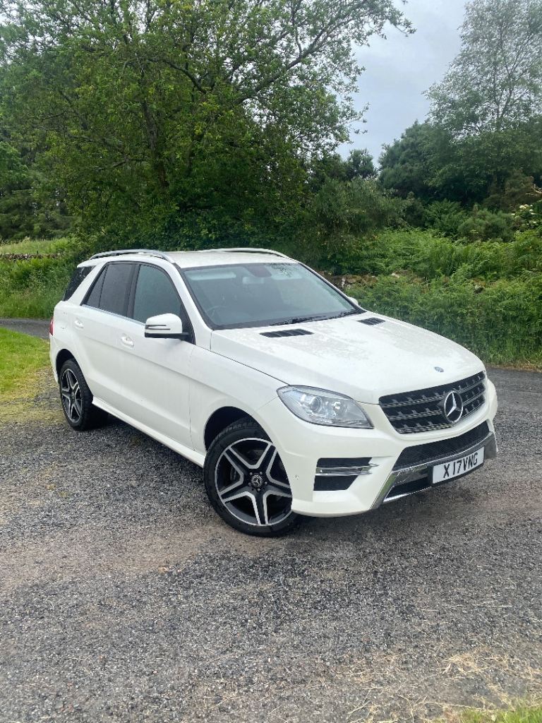 Mercedes Benz ML350 AMG V6 3.0 Bluetec Diesel Automatic