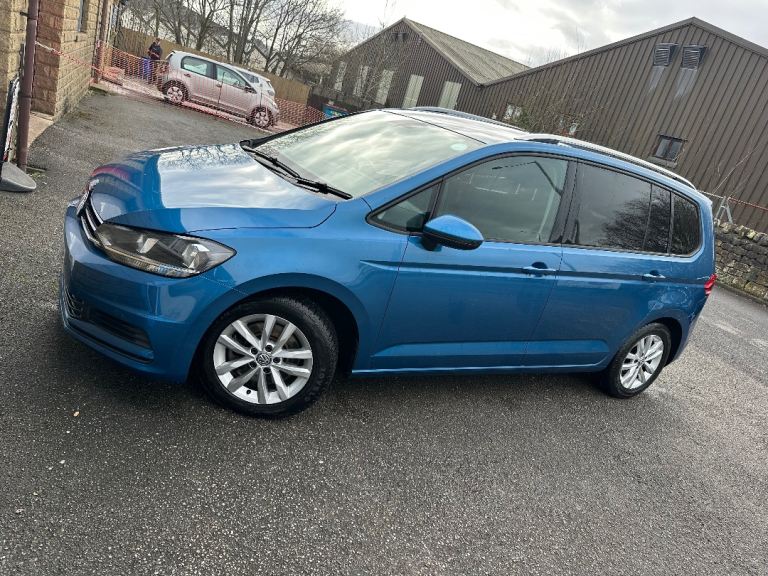 VOLKSWAGEN TOURAN SE 2.0TDI 