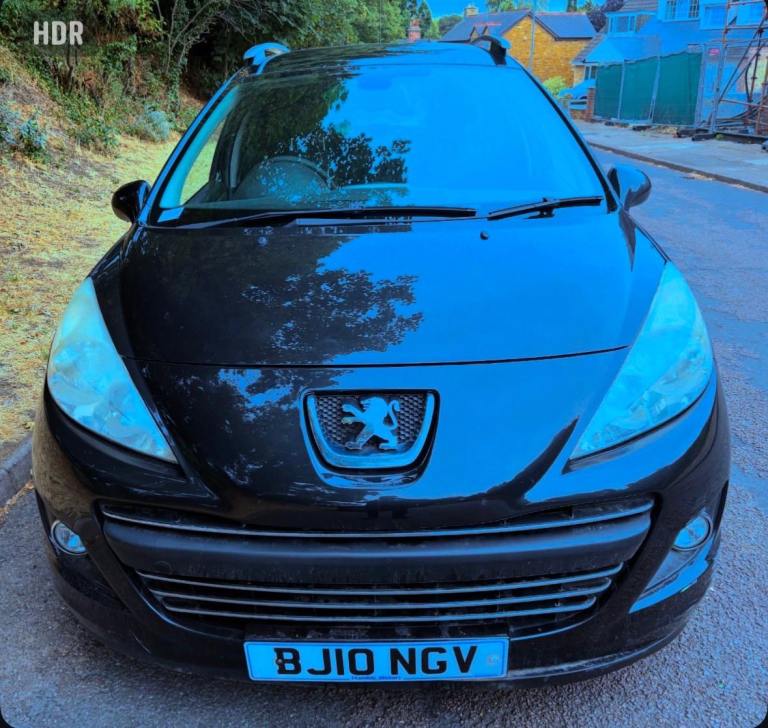 Quick sale,peugeot 1.6 petrol,12 month mot will come