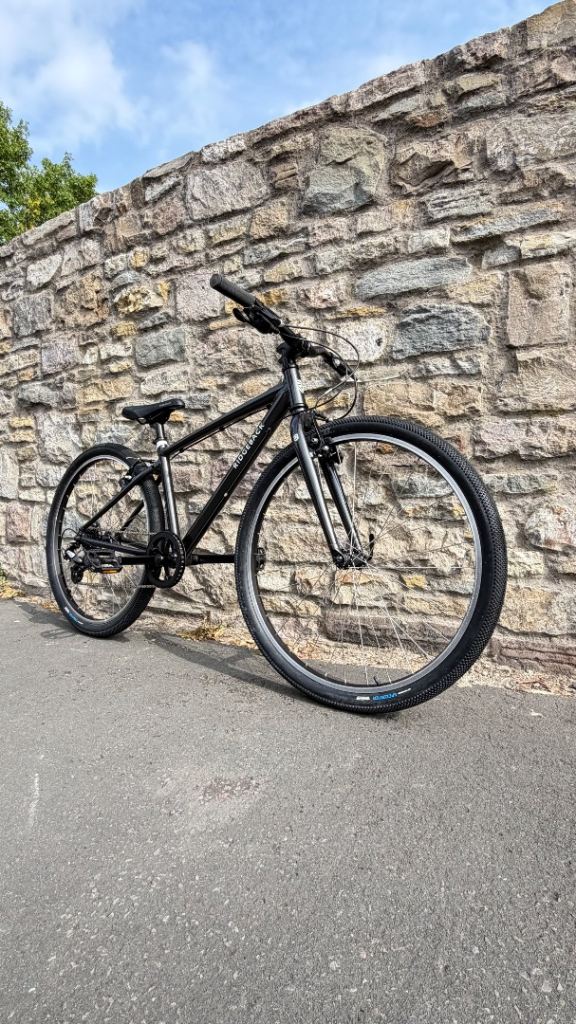 RIDGEBACK 26” KIDS BIKE IN EXCELLENT CONDITION 