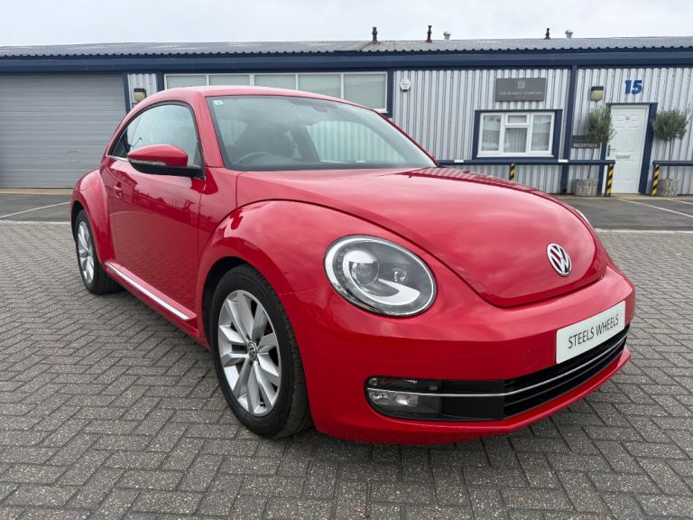 LOW MILEAGE AUTO BEETLE ONLY 49K GUARANTEED MILES BIG SPEC 