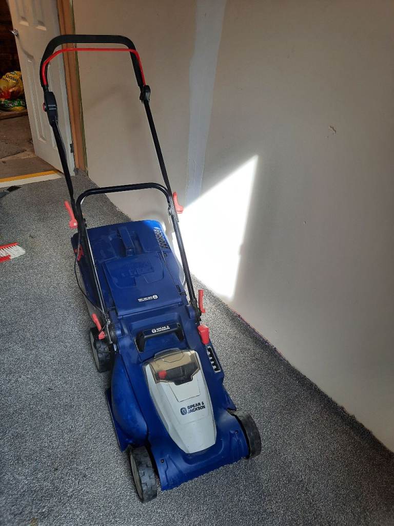 SPEAR & JACKSON CORDLESS LAWNMOWER 