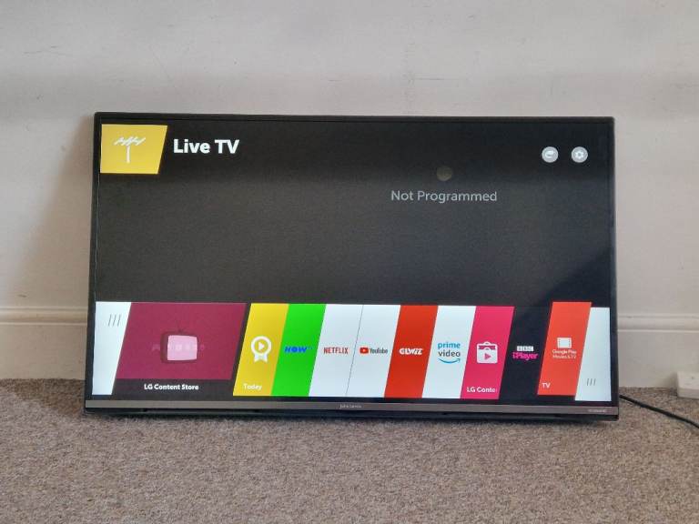 Smart TV 4K Ultra HD Led 40-inch for sale 