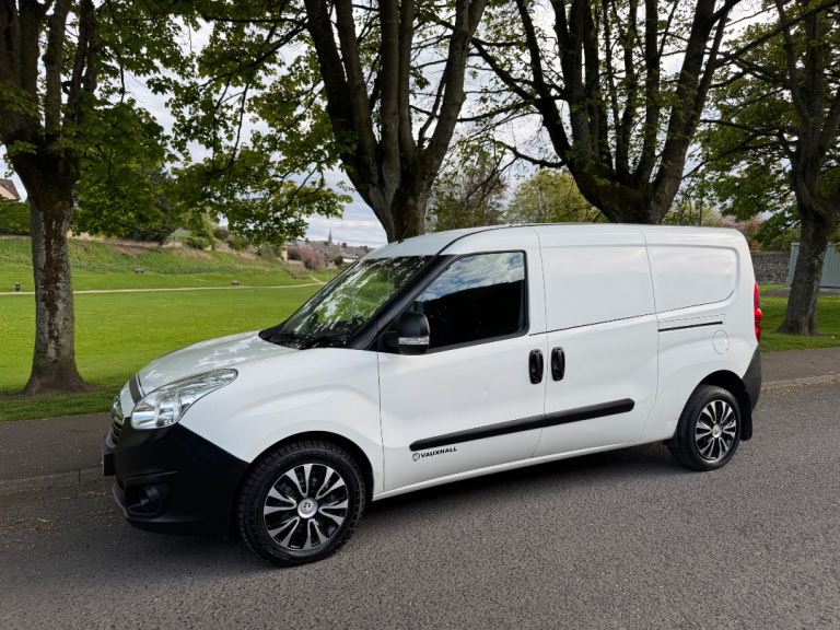 19 model 68 Vauxhall Combo Long Wheel Base Maxi Model – Fantastic van 