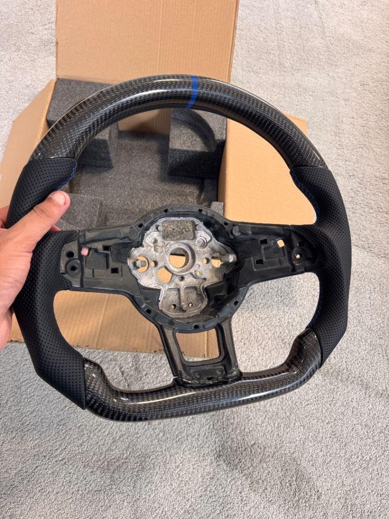 VW Mk7 7.5 Carbon Fibre Steering Wheel Flat Bottom
