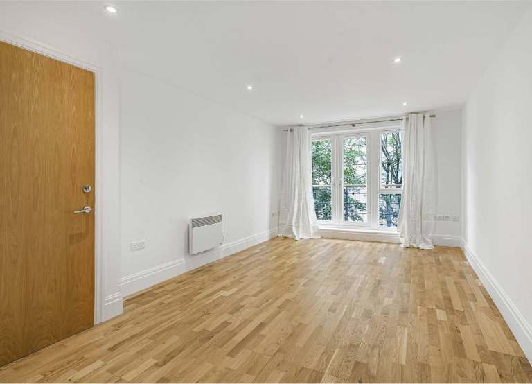 1 BEDROOM FLAT ROYAL QUARTER SEVEN KINGS WAY, KINGSTON UPON THAMES   