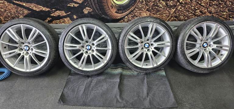 BMW Genuine 18 alloy wheels + 4 x tyres 225 40 18 / 255 35 18 Bridgestone Potenza Run Flat