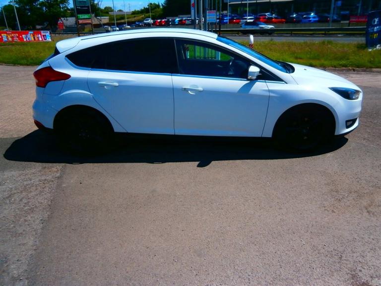 2015 Ford Focus 1.5 TDCi Zetec Hatchback 5dr Diesel Manual Euro 6 (s/s) (120 ps) Hatchback Diesel...