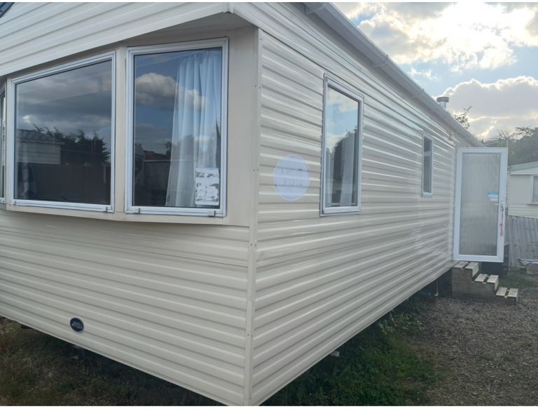 static trailer mobile home to let ongar essex 2 bedroom 