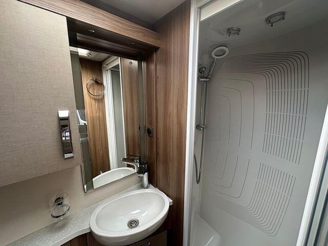 2018 Swift Kon-Tiki 625 High Line – AUTOMATIC Motorhome