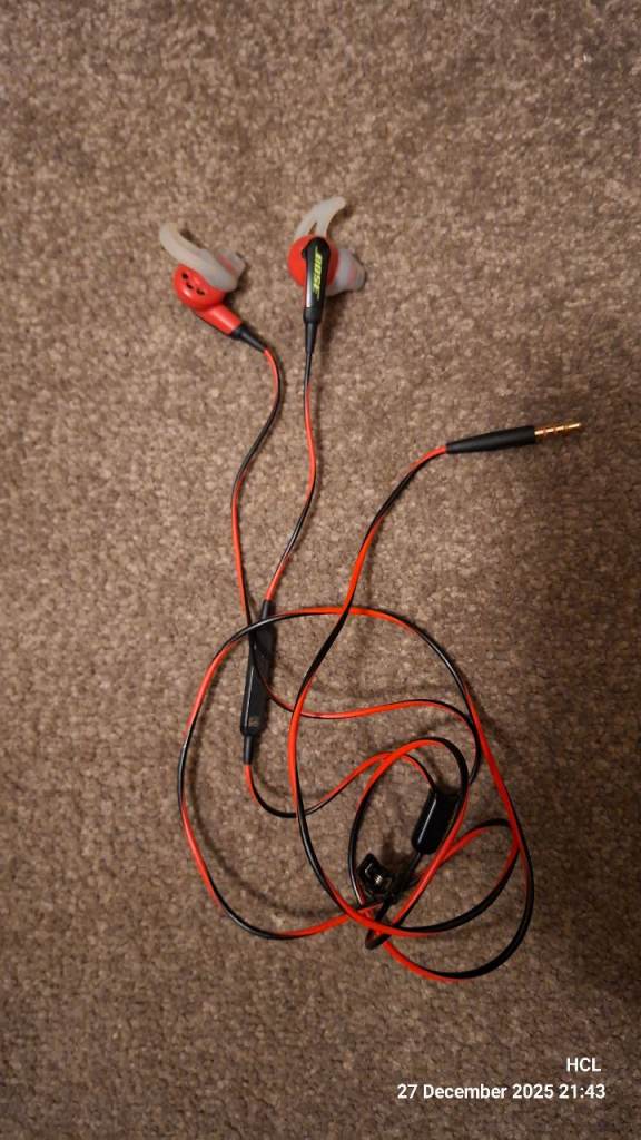 BOSE headphones 