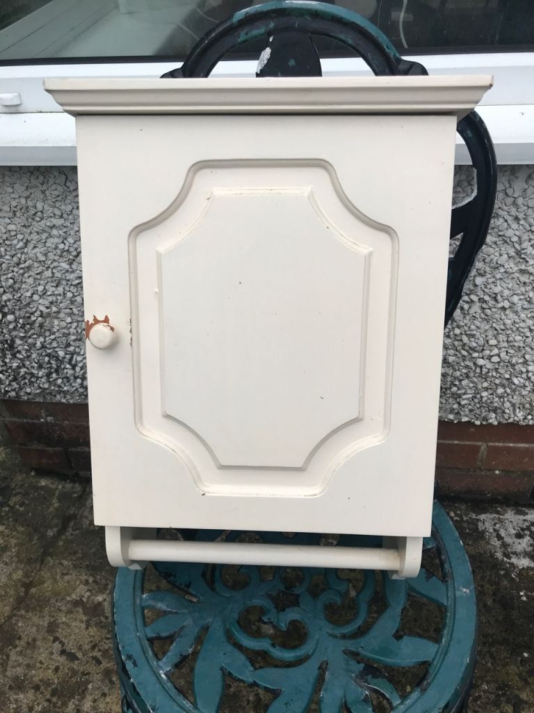 Cream Wooden Wall Cabinet with Towel Rail