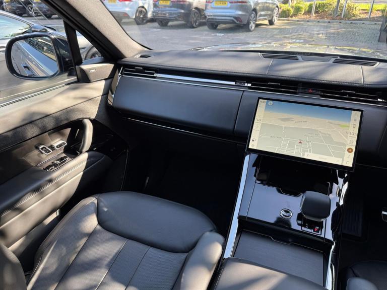2024 Land Rover Range Rover Sport 3.0 D300 Dynamic SE 5dr Auto ESTATE DIESEL Automatic