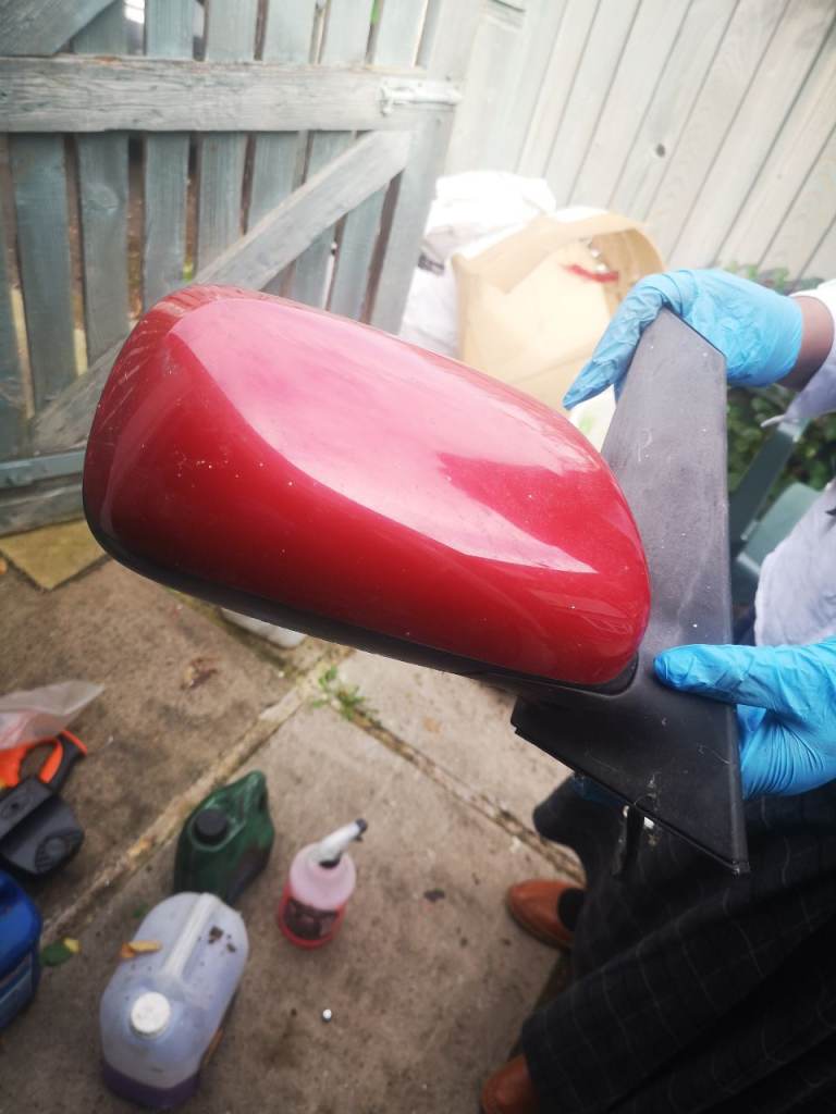 Toyota Prius 2007 drivers side door mirror red