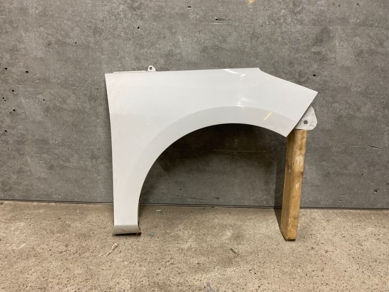 Ford fiesta drivers wing 2019 - 2024